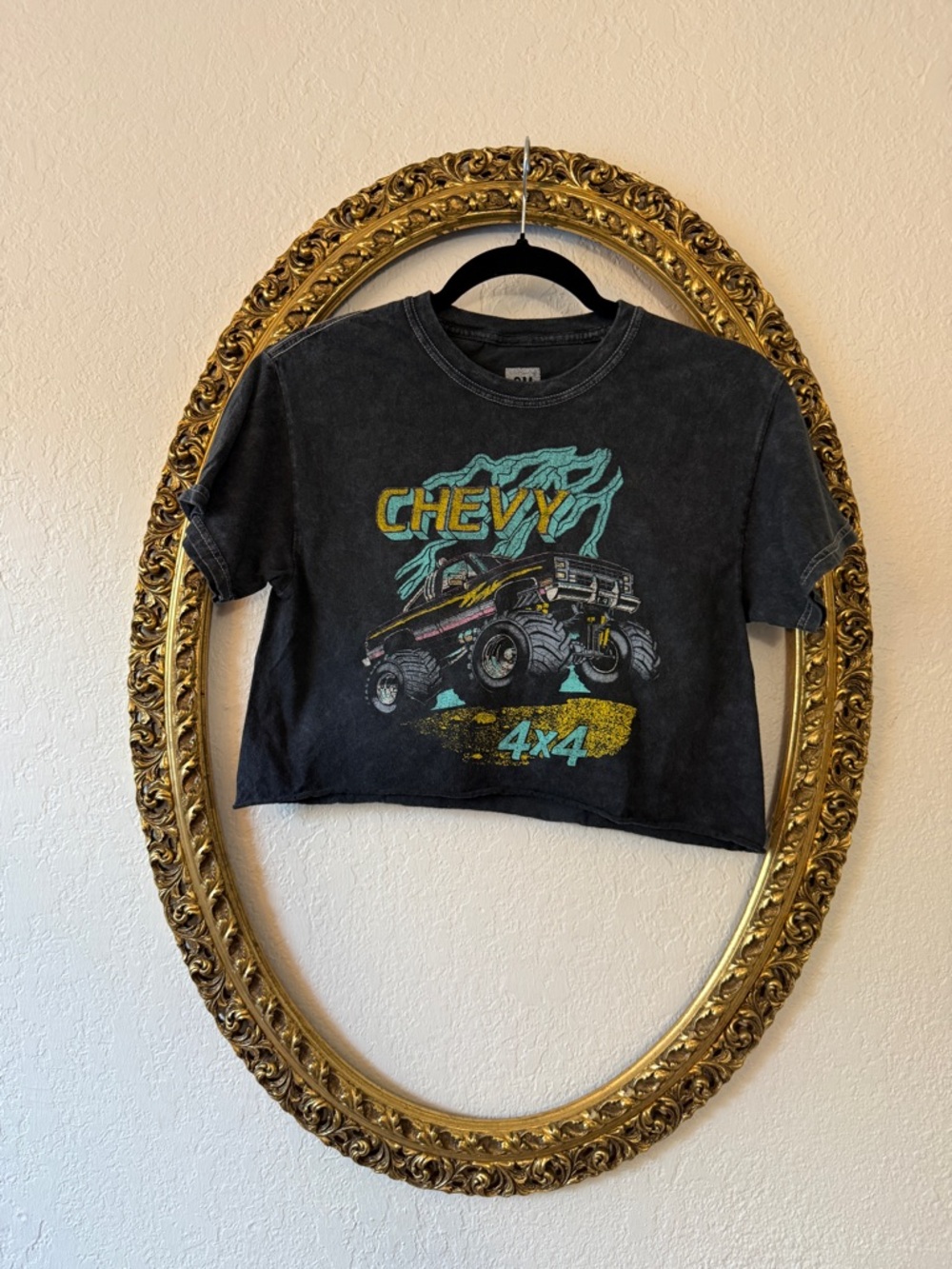 Chevy Graphic Crop Tee - Black